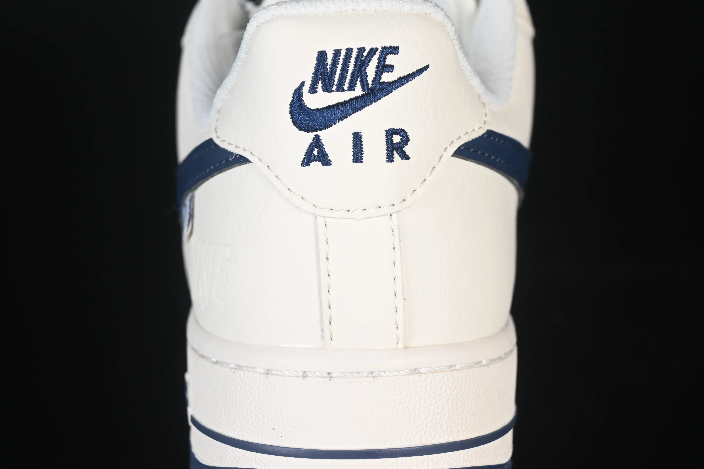 All categories Nk Air Force 1 Air Force series Nk Air Force 1 Low Air Force low-top Nike Air Force 1'07 Low Nike embossed off-white dark blue tree pattern Air Force 1 low-top casual sneakers SM6668-122